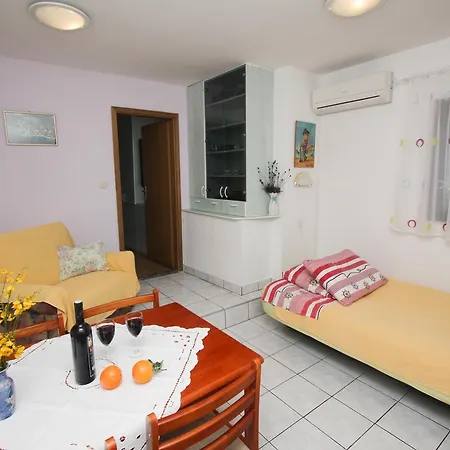 Apartamento Bosa Rogoznica (Sibenik-Knin)