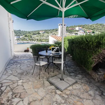 Bosa * Rogoznica (Sibenik-Knin)